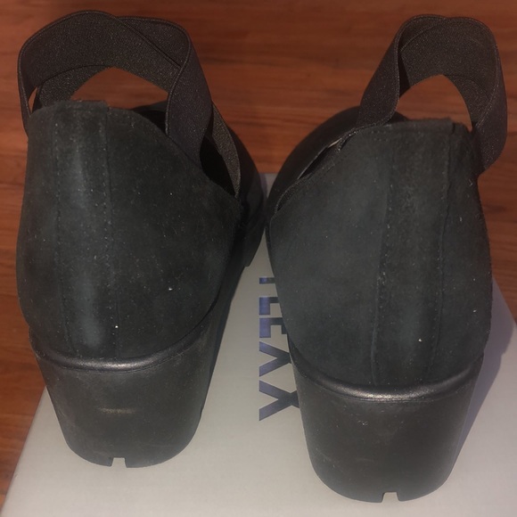 The Flexx BLACK Suede WEDGE Mary Janes size 9.5 NWT - Picture 5 of 9